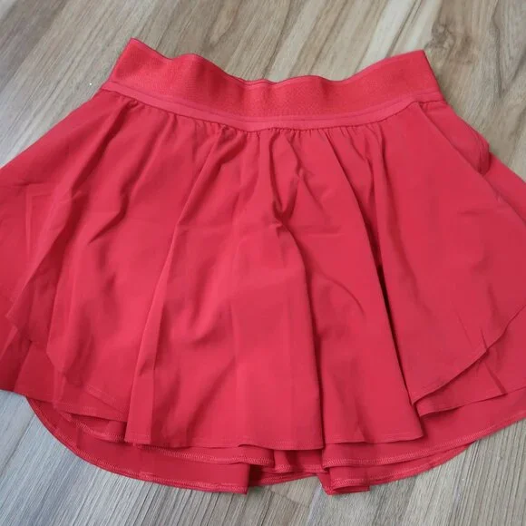 Court Rival Skirt in Dark Red in Size 4 in New without Tags Condition - Picture 3 of 3